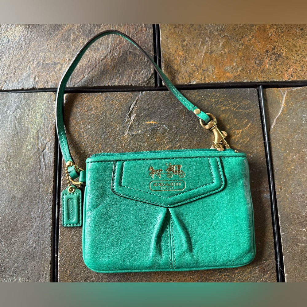 Coach vintage wristlet